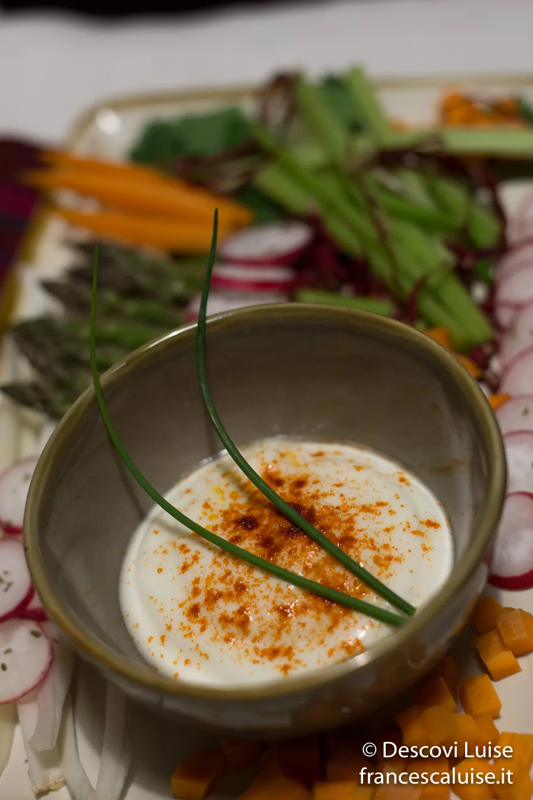 Recipe: Crudités with Smoked Vegan Mayonnaise
