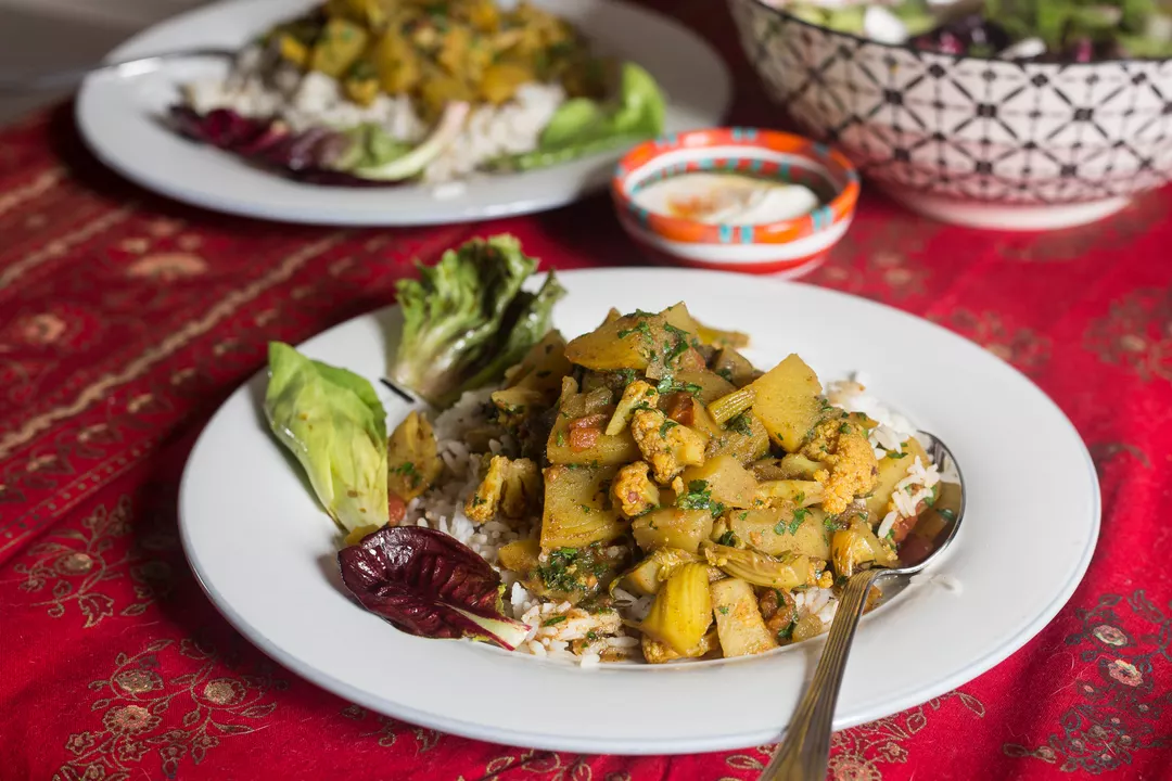 Recipe: Aloo Gobi: Spiced Potatoes and Cauliflower - 1