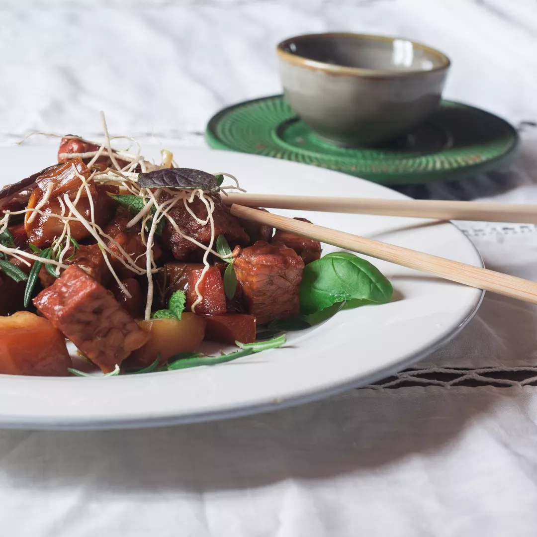 Recipe: Braised Tempeh with Shiso, Herbs and Leek Roots