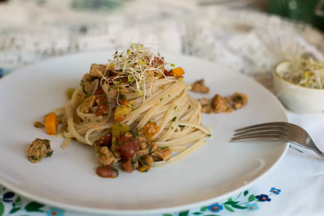 Recipe: Vegan Ragù with Soy Mince and Vegetables - 1