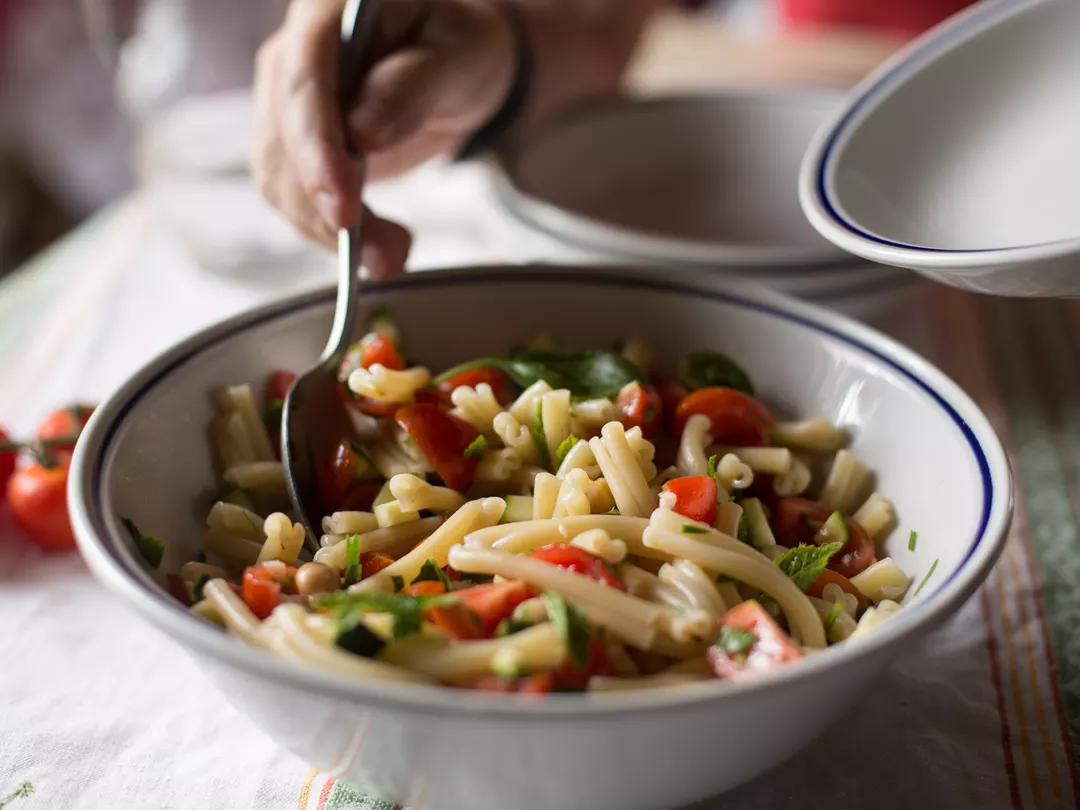 Recipe: Herb Pasta Salad with Chickpeas and Courgettes - 1