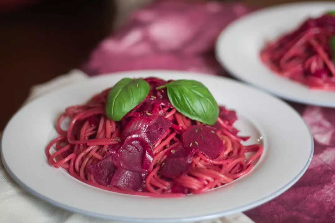 Recipe: Spicy Pink Spaghetti with Beetroot and Dill