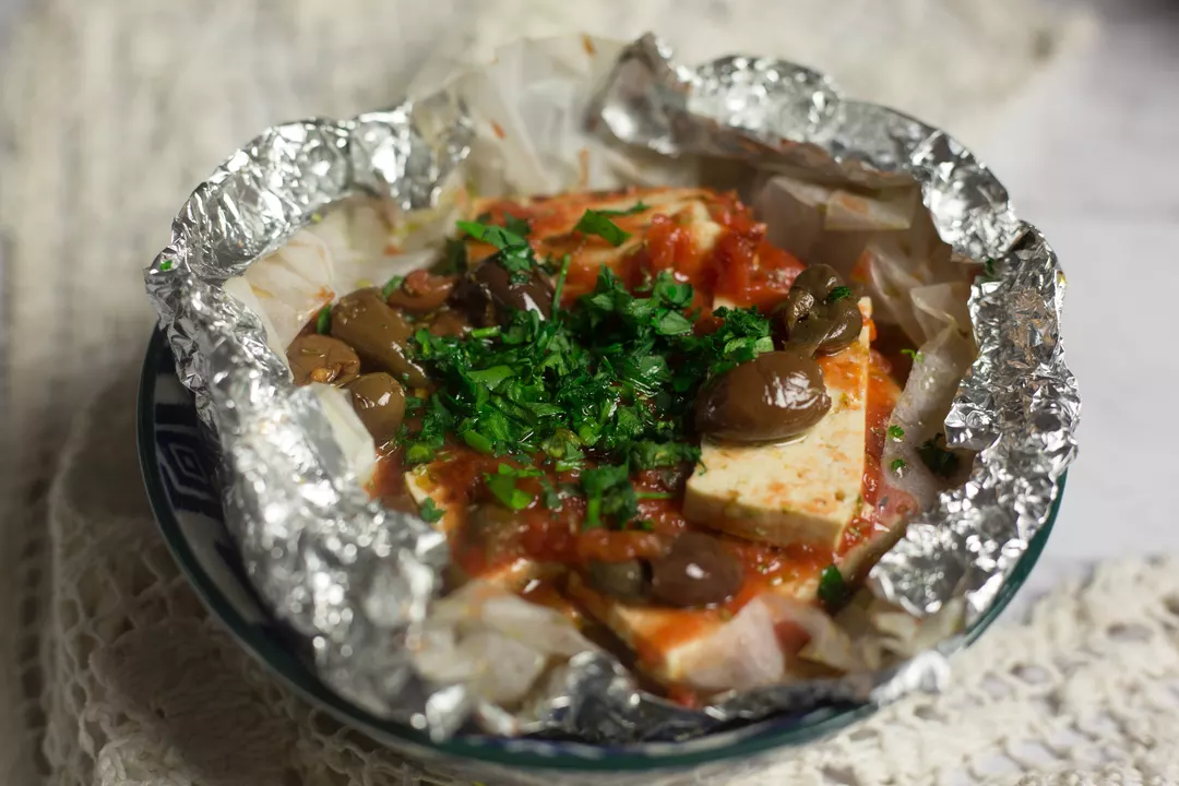 Recipe: Mediterranean Tofu Baked in Parchment