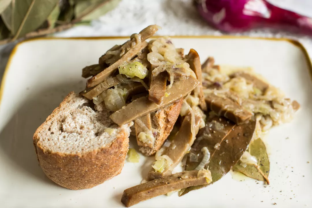 Recipe: Venetian-Style Seitan with Onions
