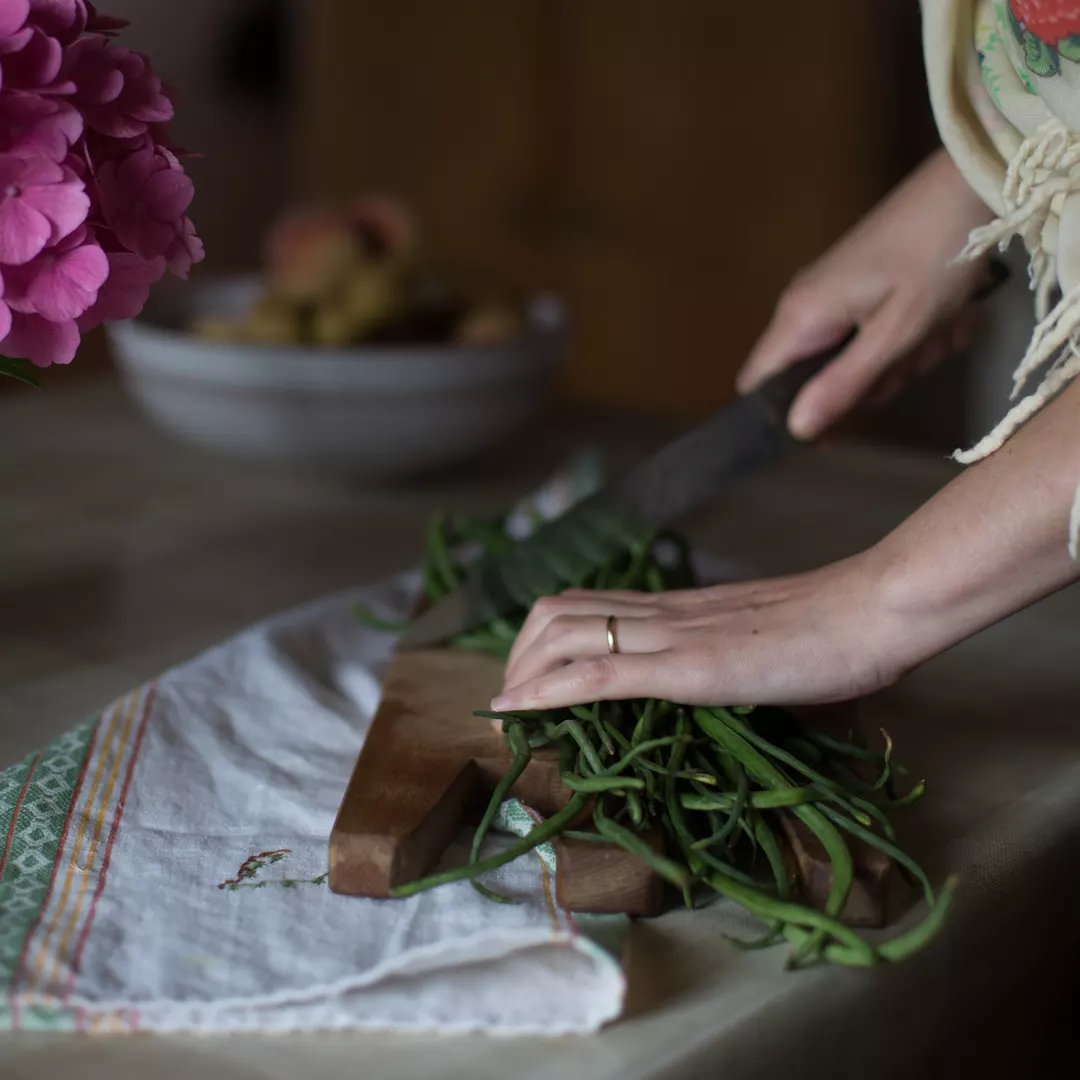 Recipe: Pasta with Yardlong Beans and Sea Lettuce Sauce - 1