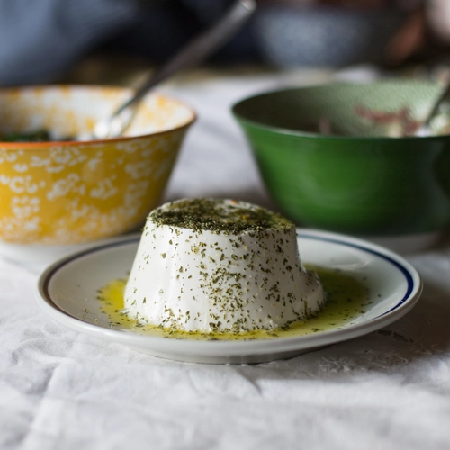 Ormai un classico: la ricotta di mandorle