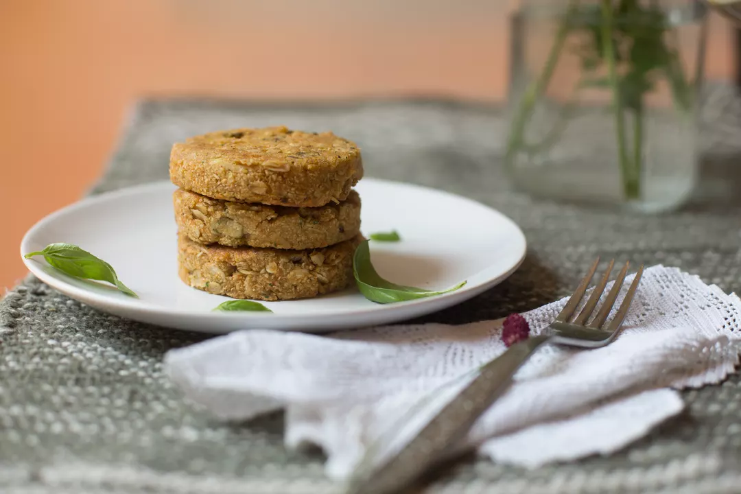 Recipe: Pumpkin, Potato and Oat Mini Burgers