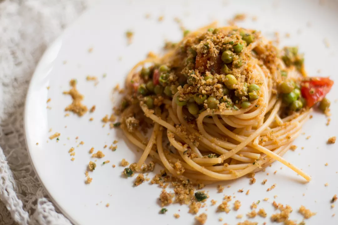 Recipe: Wholemeal Spaghetti with Toasted Breadcrumbs