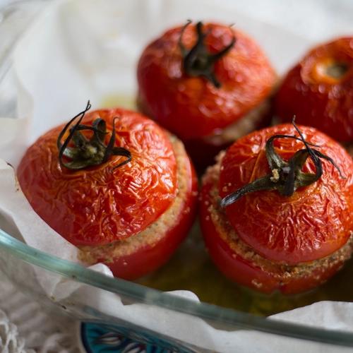  Traditional Italian stuffed tomatoes in a vegan style