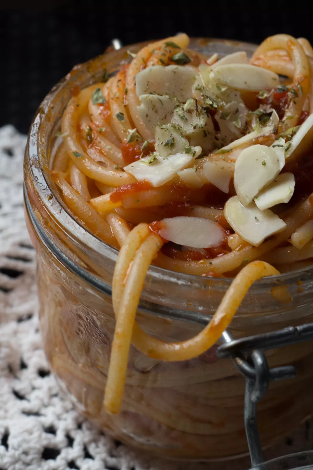 Recipe: Quick Fresh Tomato Sauce with Basil